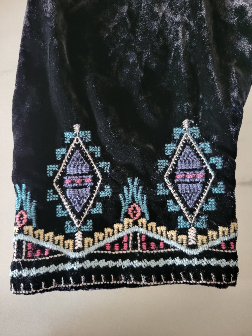 Johnny Was Aveza Black Velvet Embroidered Kimono Coat Floral Size Large - Picture 4 of 8